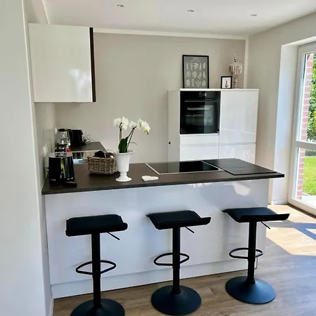 Wohntraeume Grosse Dhh Aus 2024 - 160 M2- Bis 7 Personen - 2 Baeder - Sehr Ruhig - Nahe Zentrum Casa vacanze Neumünster