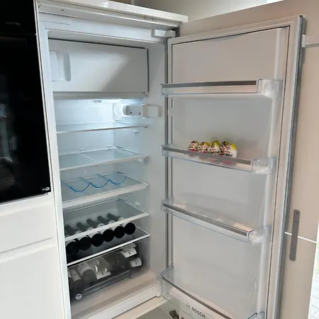 Wohntraeume Grosse Dhh Aus 2024 - 160 M2- Bis 7 Personen - 2 Baeder - Sehr Ruhig - Nahe Zentrum Neumünster