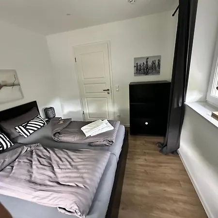 Vakantiehuis Wohntraeume Grosse Dhh Aus 2024 - 160 M2- Bis 7 Personen - 2 Baeder - Sehr Ruhig - Nahe Zentrum *